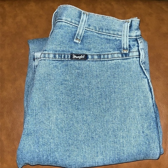 Wrangler Tapered Leg High Rise Size 11 x 32 - Picture 3 of 16